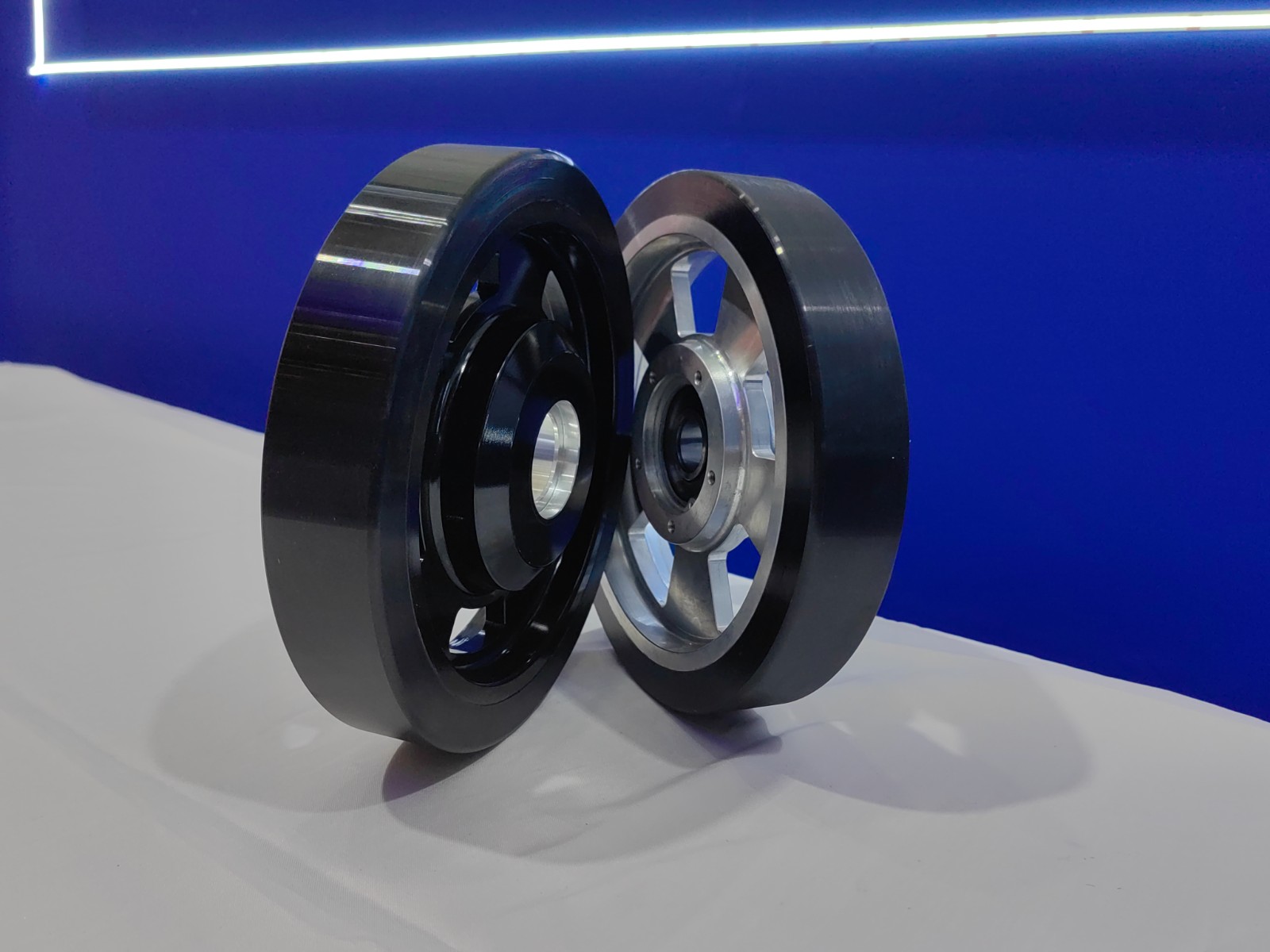 Electric monorail system wheels