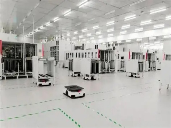  Automated Guided Vehicles (AGVs) 