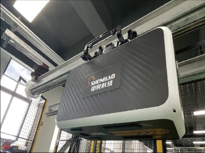 Rail-Mounted Inspection Robot Wheel for Automotive Workshops